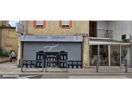local commercial  66 m²–tout commerce–idéal  traiteur 
