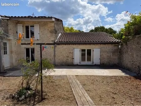 bien atypique maison en pierre le charme de l ancien d une surface total d environ 168m2 s