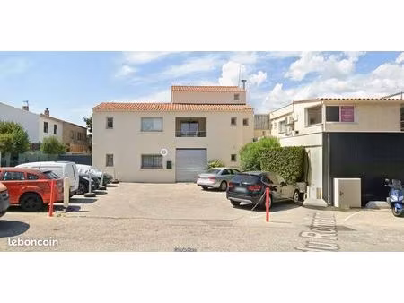 local bureau rdc 130m²