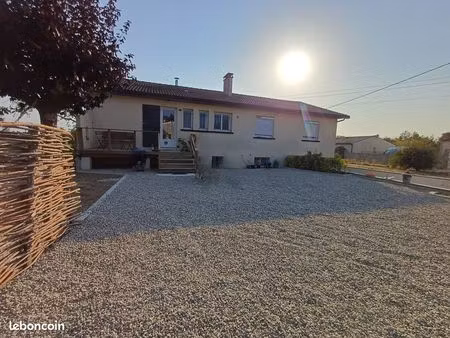 maison - 8 pièces - 230 m²