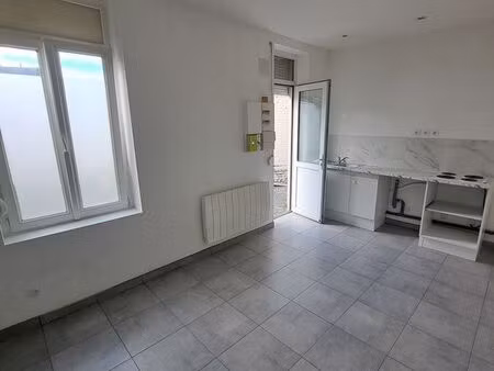 studio refait à neuf