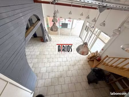 local commercial 114 m²