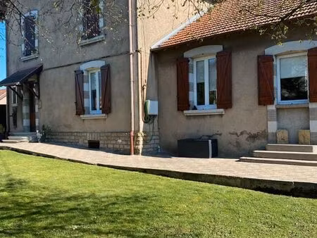 maison de 90m2 avec jardin