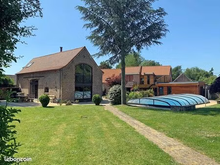 propriété 10 pièces 400 m²