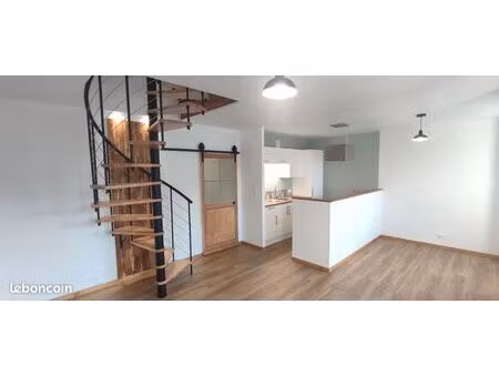 loue maison f3 de 80m2 refaite à neuf