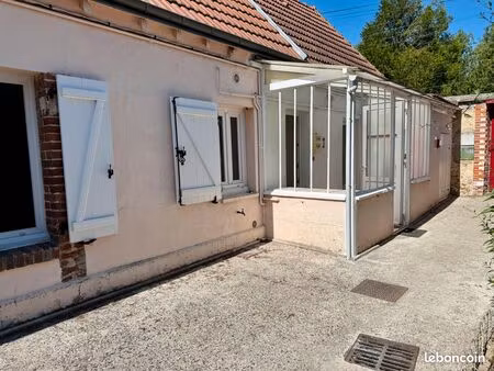 2 pièces - chartres direction lèves