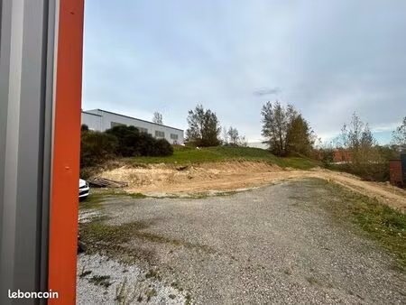 local commercial 2 640 m²