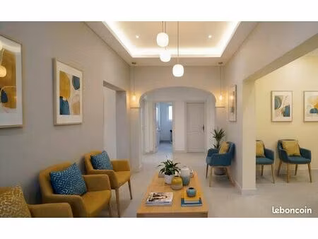 location bureaux et locaux professionnels - frejus (83600)