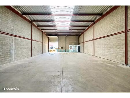 local bureaux 380 m²