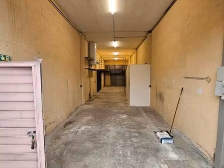 local stokage et/ou garage