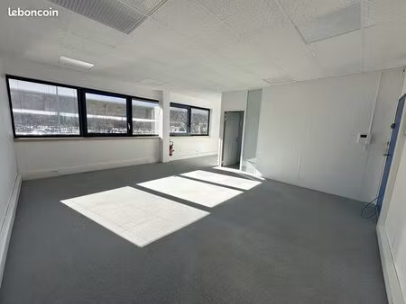 bureaux 60 m² labège