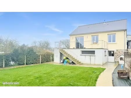 maison 5 pièces 90m² centre bourg loiron