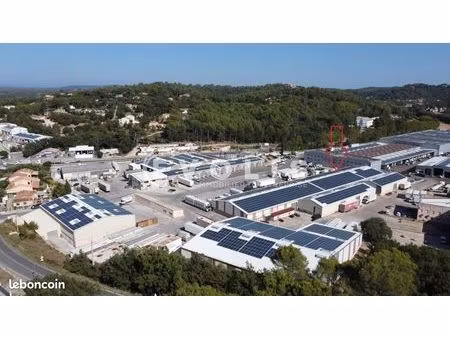 local logistique 522 m²