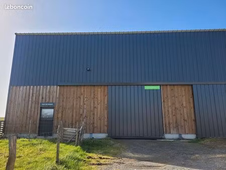 entrepôt 170 m² monnieres