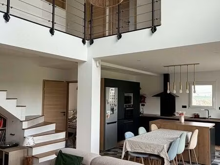 maison 5 pièces 110m²