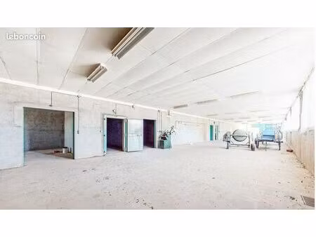 hangar agricole  garage à louer