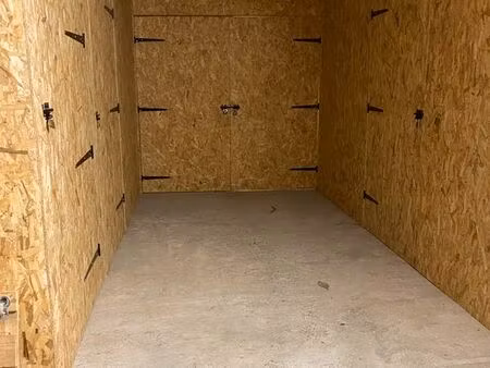 box /garage/ stockage