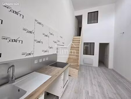 immeuble 6 pièces 98 m²