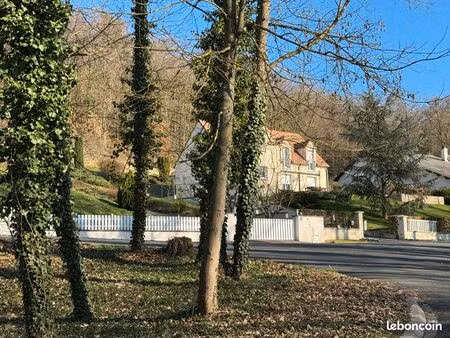 maison 7 pièces 269m2