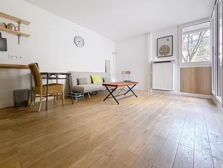 location meublée appartement 2 pièces 33 m² à paris 20ème (75020)  1 375 €