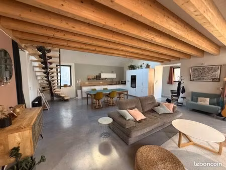 loft atypique d'exception – 166 m² – île de nantes (quartier république)