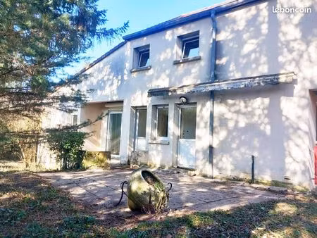 maison 6 pièces 133 m²