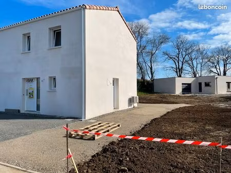 à louer – maison t4 neuve avec jardin – saint colomban