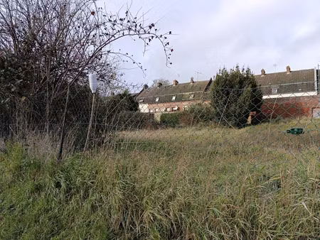 vente terrain à batir 740 m² à chauny (02300)  30 000 €