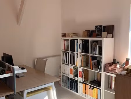 bureau partagé à louer / poste de travail en coworking