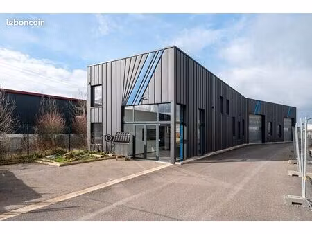 bureaux 140 m² ville en vermois