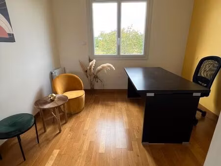 location bureau de 10 m2