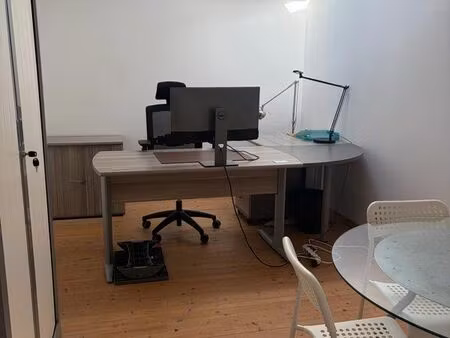 bureau meublé 13 m² – fibre - parking – accès cuisine – idéal profession libérale