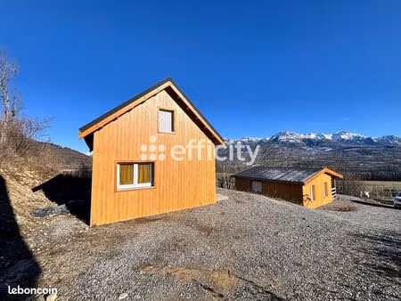 chalet 6 pièces 95 m²