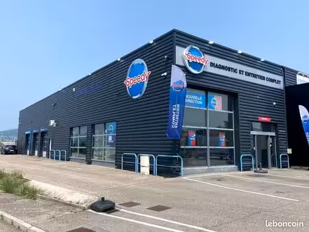 garage automobile  garage 350 m² guingamp