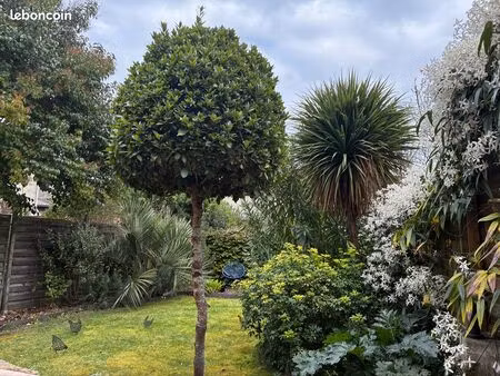 180 m² + 30 m² de garage pour une maison très agréable à vivre