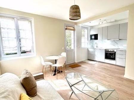 t2 entièrement rénové plage benoit