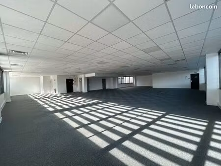 bureaux 1 508 m²