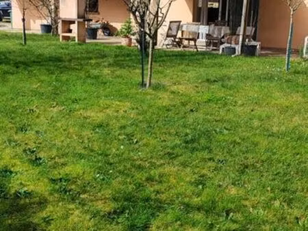 à vendre – belle maison familiale de 2004 exposée plein sud avec grand jardin