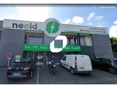 local commercial 2 100 m²