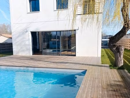 maison 215m² piscine