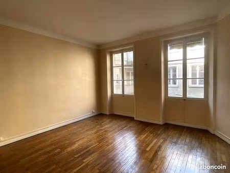 bureaux 84 m² nantes