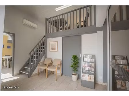 local commercial 98 m² carbon blanc