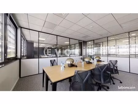 bureaux 83 m²