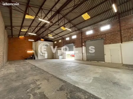 local d'activité 340 m²