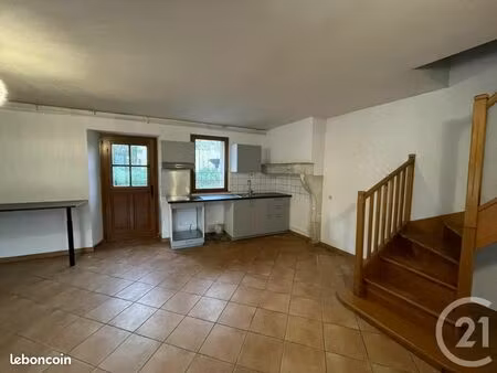 maison de village 5 pièces 95 m²