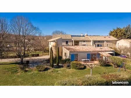 ferme 14 pièces 390 m²