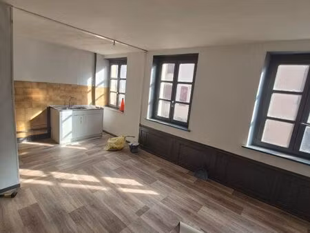 t3 de 112 m2 à 550 hors charges