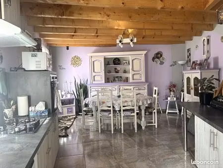 maison de village 2 pièces 64 m²