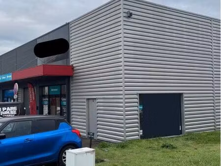 local commercial 200 m² – très forte visibilité – libourne – normes pmr