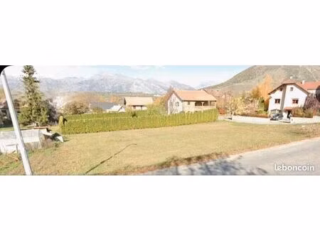 terrain constructible à ancelle